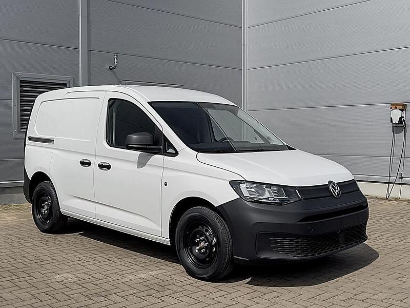 Gebraucht VW Caddy 102 PS (75 kW) 2024 Candyweiß Van / Kleinbus