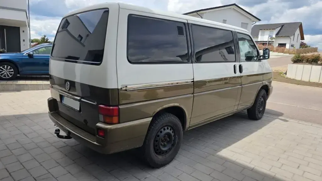 Gebraucht VW T4 102 PS (75 kW) 2002 Weiß Van