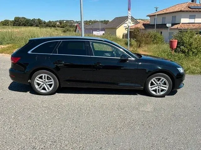 Gebraucht Audi A4 Sport 150 PS (110 kW) 2016 Schwarz Kombi