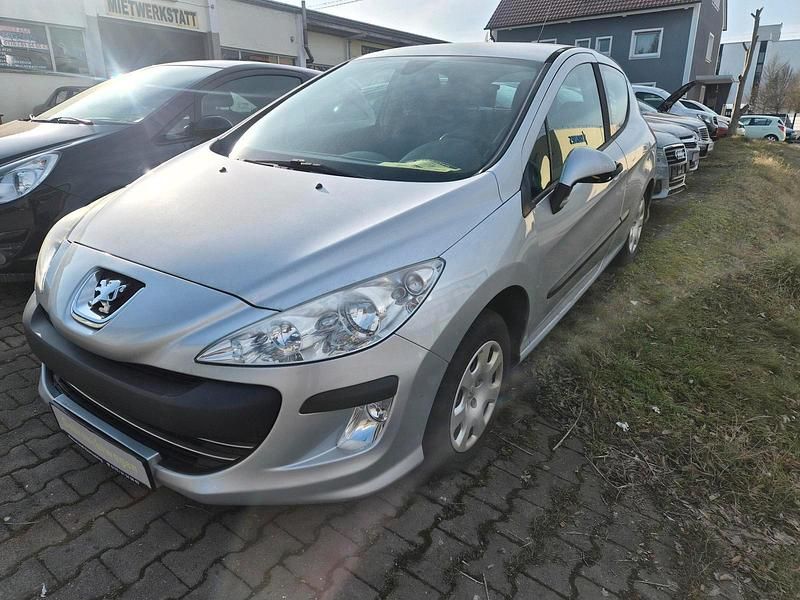 Gebraucht Peugeot 308 95 PS (69 kW) 2010 Silber Limousine