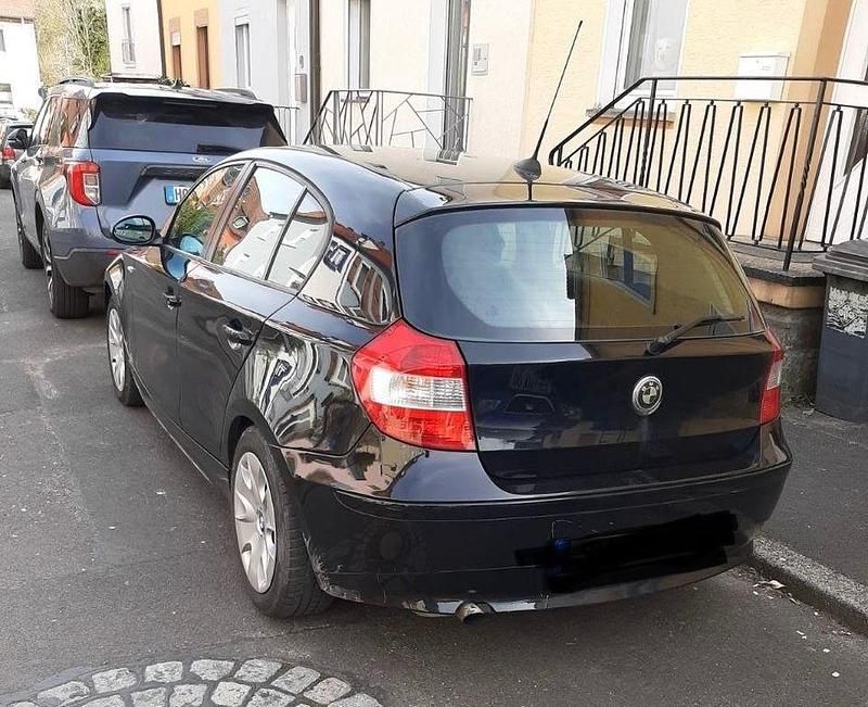 Gebraucht BMW 116 116 PS (85 kW) 2006 Schwarz Kleinwagen