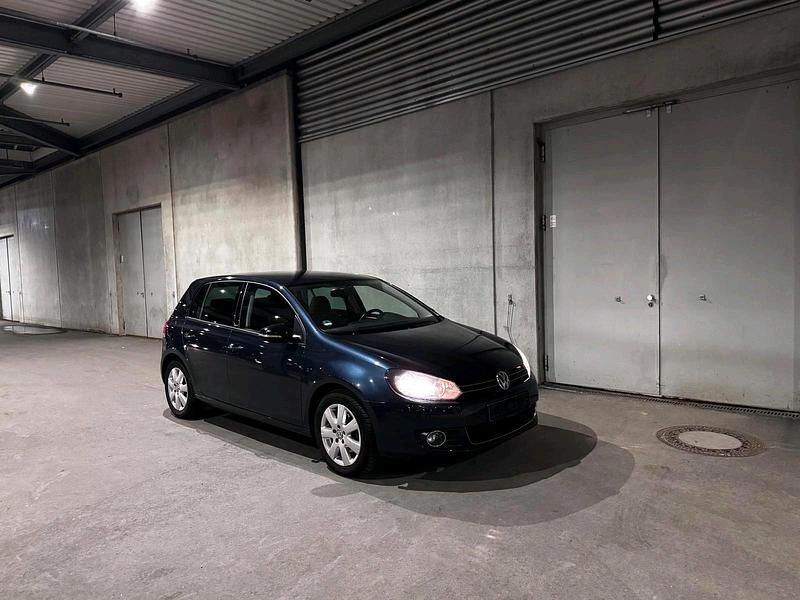 Gebraucht VW Golf VII 86 PS (63 kW) 2012 Blau Limousine