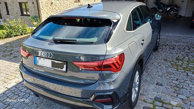 Gebraucht Audi Q3 190 PS (139 kW) 2022 Grau SUV