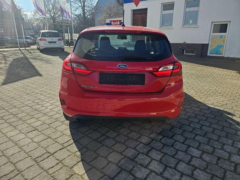 Gebraucht Ford Fiesta Titanium 86 PS (63 kW) 2019 Race red Kleinwagen