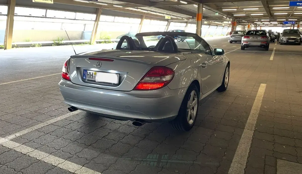 Gebraucht Mercedes SLK200 163 PS (119 kW) 2004 Silber Cabrio