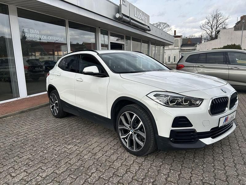Gebraucht BMW X2 Sport Line 190 PS (139 kW) 2023 Weiß SUV