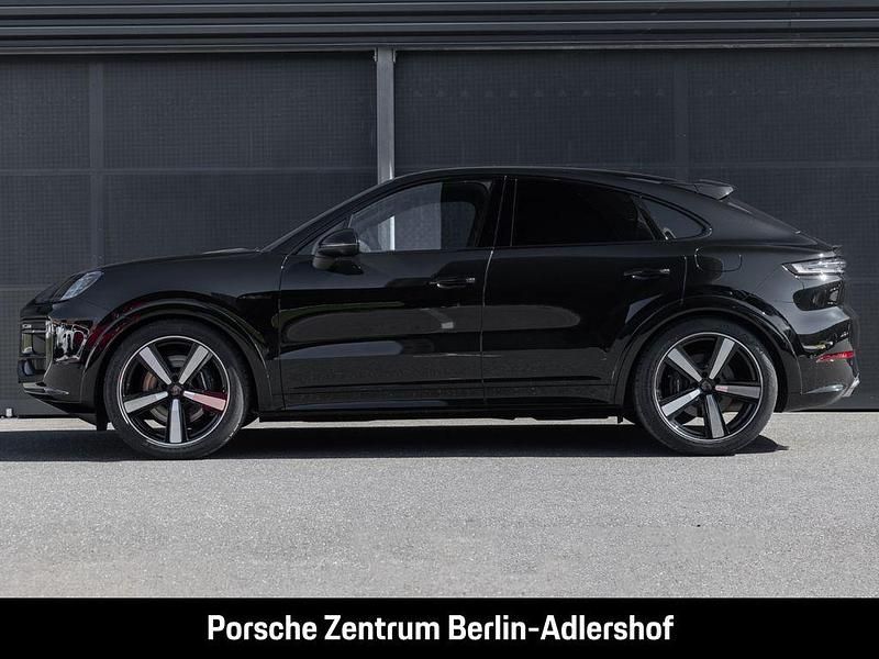 Second-hand Porsche Cayenne 470 CP (345 kW) 2025 Negru SUV