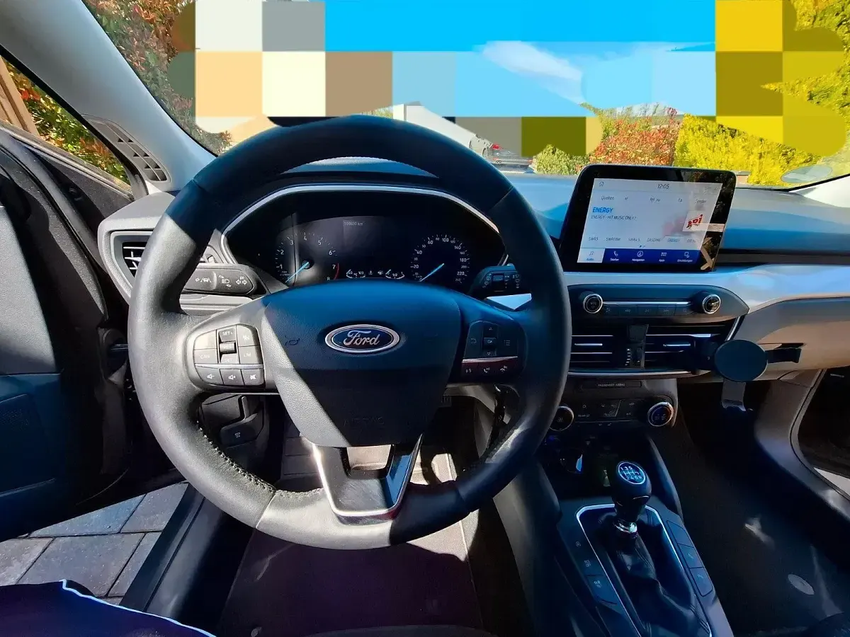 Gebraucht Ford Focus Cool & Connect 101 PS (74 kW) 2019 Grau Kombi