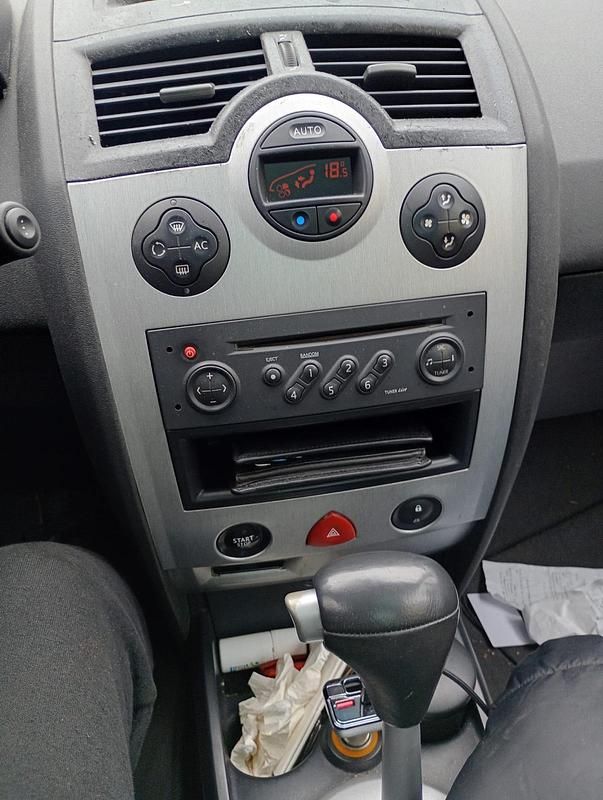 Gebraucht Renault Mégane Cabriolet 115 PS (84 kW) 2004 Grau Cabrio