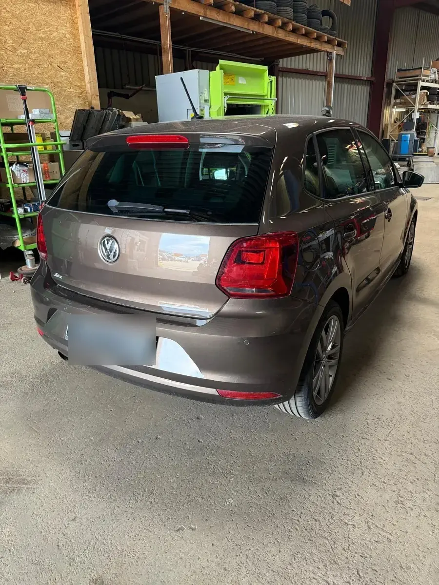Gebraucht VW Polo Allstar 90 PS (66 kW) 2016 Braun Kleinwagen