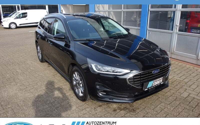 Schwarz Gebraucht 2024 Ford Focus Titanium Kombi | 23.976 € (Guter Preis) - Bild 1/4