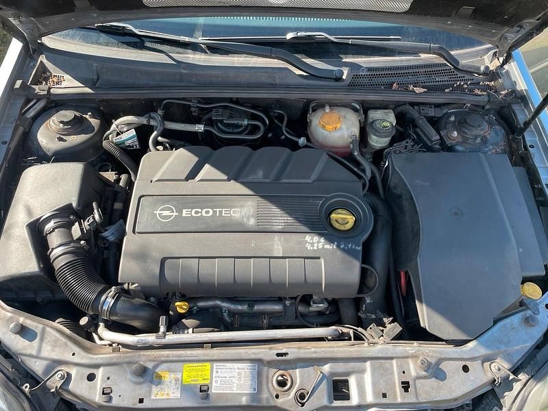 Gebraucht Opel Vectra 150 PS (110 kW) 2005 Grau Kombi