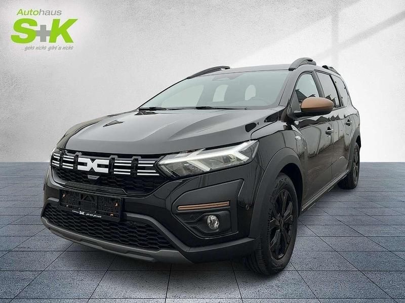 Perlmuttschwarz (schwarz) Neu 2024 Dacia Jogger Extreme Van / Kleinbus | 27.760 € (Fairer Preis) - Bild 1/4