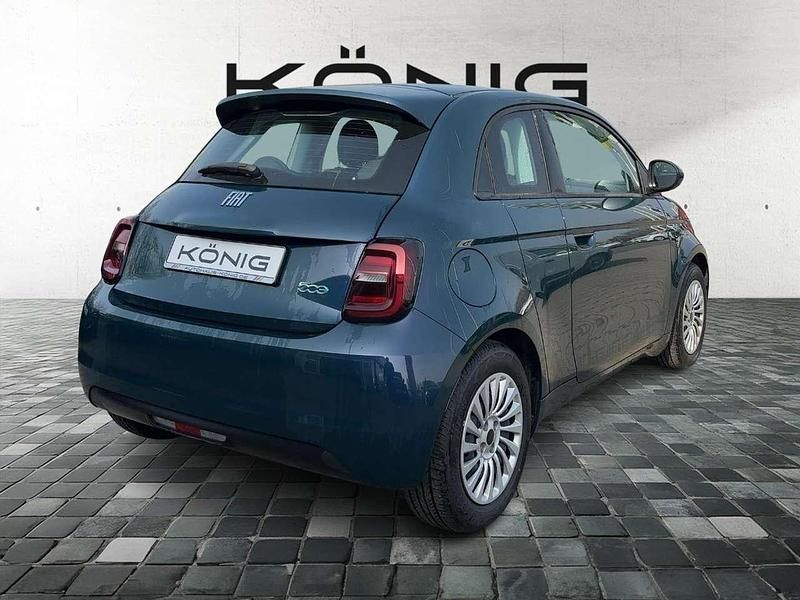 Gebraucht Fiat 500e 86 kW (118 PS) 2023 Ozean grün (5ce) Limousine