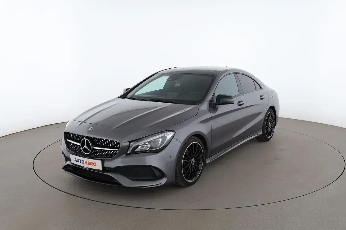 Gebraucht Mercedes CLA180 AMG line 122 PS (89 kW) 2018 Coupé