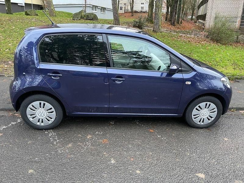 Gebraucht VW up! 68 PS (50 kW) 2015 Blau Kleinwagen