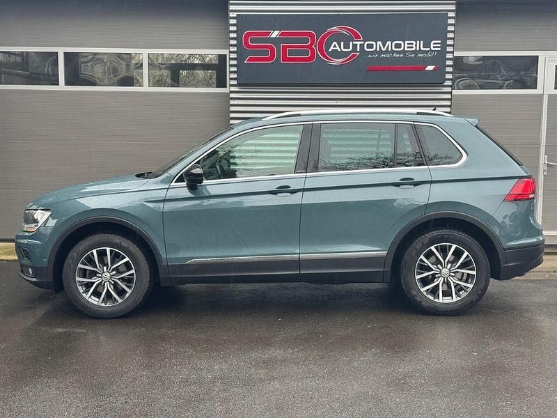 Gebraucht VW Tiguan IQ Drive 150 PS (110 kW) 2019 Blau SUV