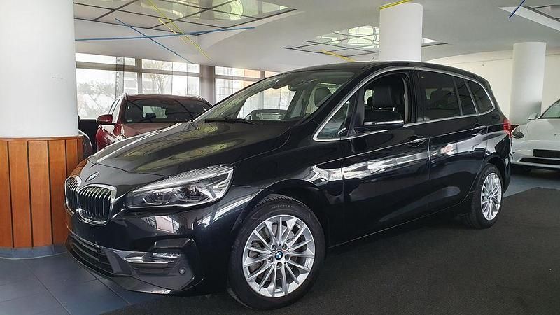 Schwarz Gebraucht 2019 BMW 218 Luxury Line Van / Kleinbus | 18.990 € (Fairer Preis) - Bild 1/4