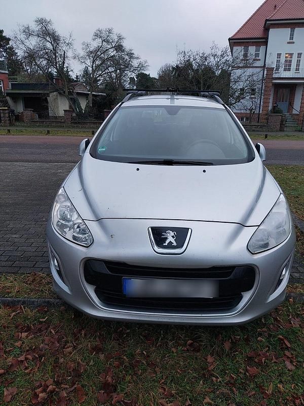 Silber Gebraucht 2012 Peugeot 308 SW Kombi | 1.550 € - Bild 1/4