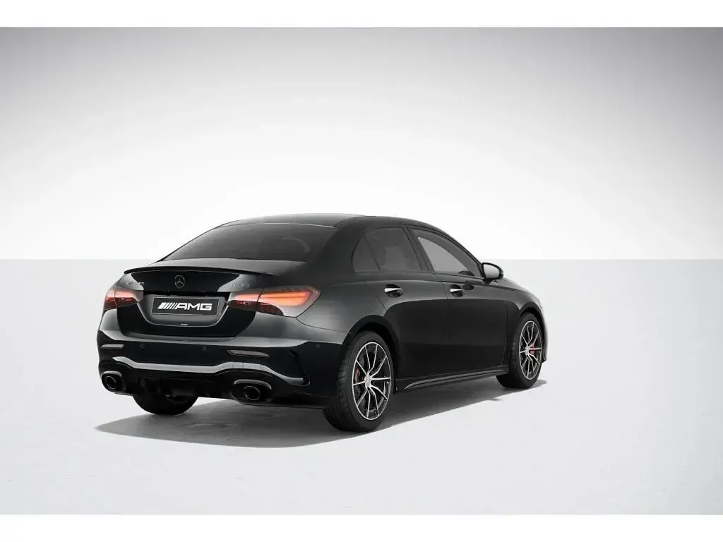 Gebraucht Mercedes A35 AMG Night 306 PS (225 kW) 2024 Schwarz Limousine