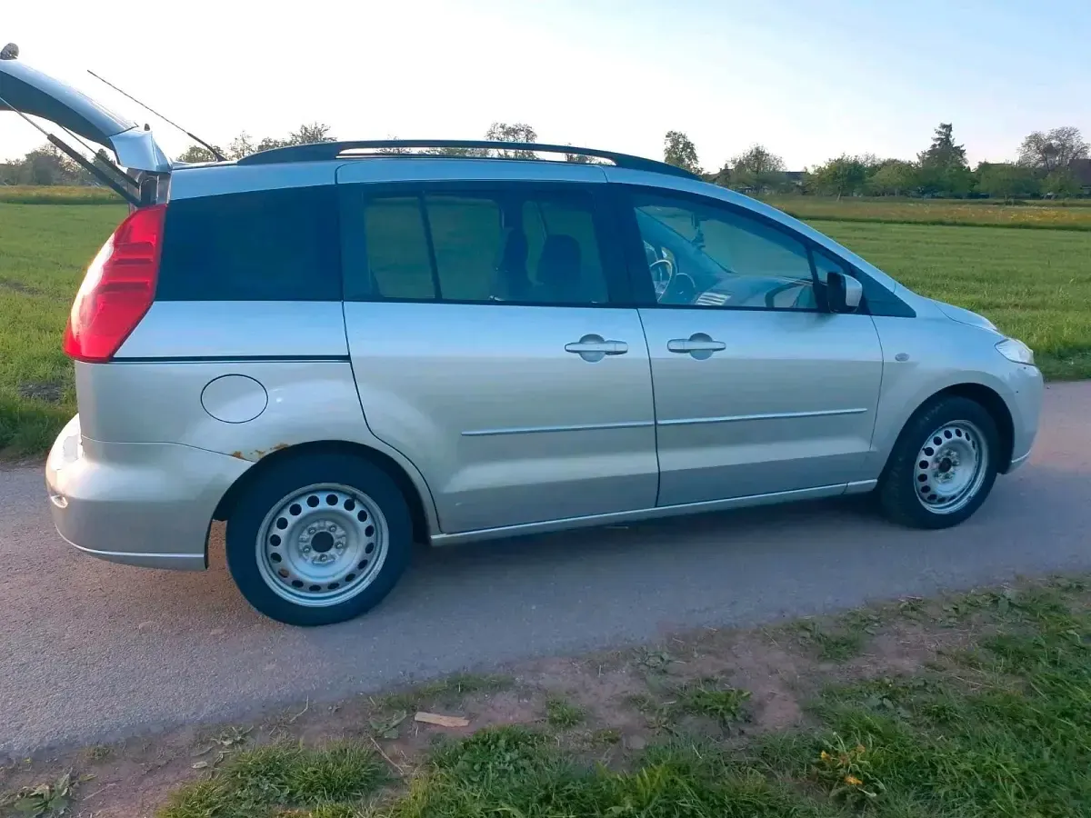Gebraucht Mazda 5 145 PS (106 kW) 2005 Silber Van / Kleinbus