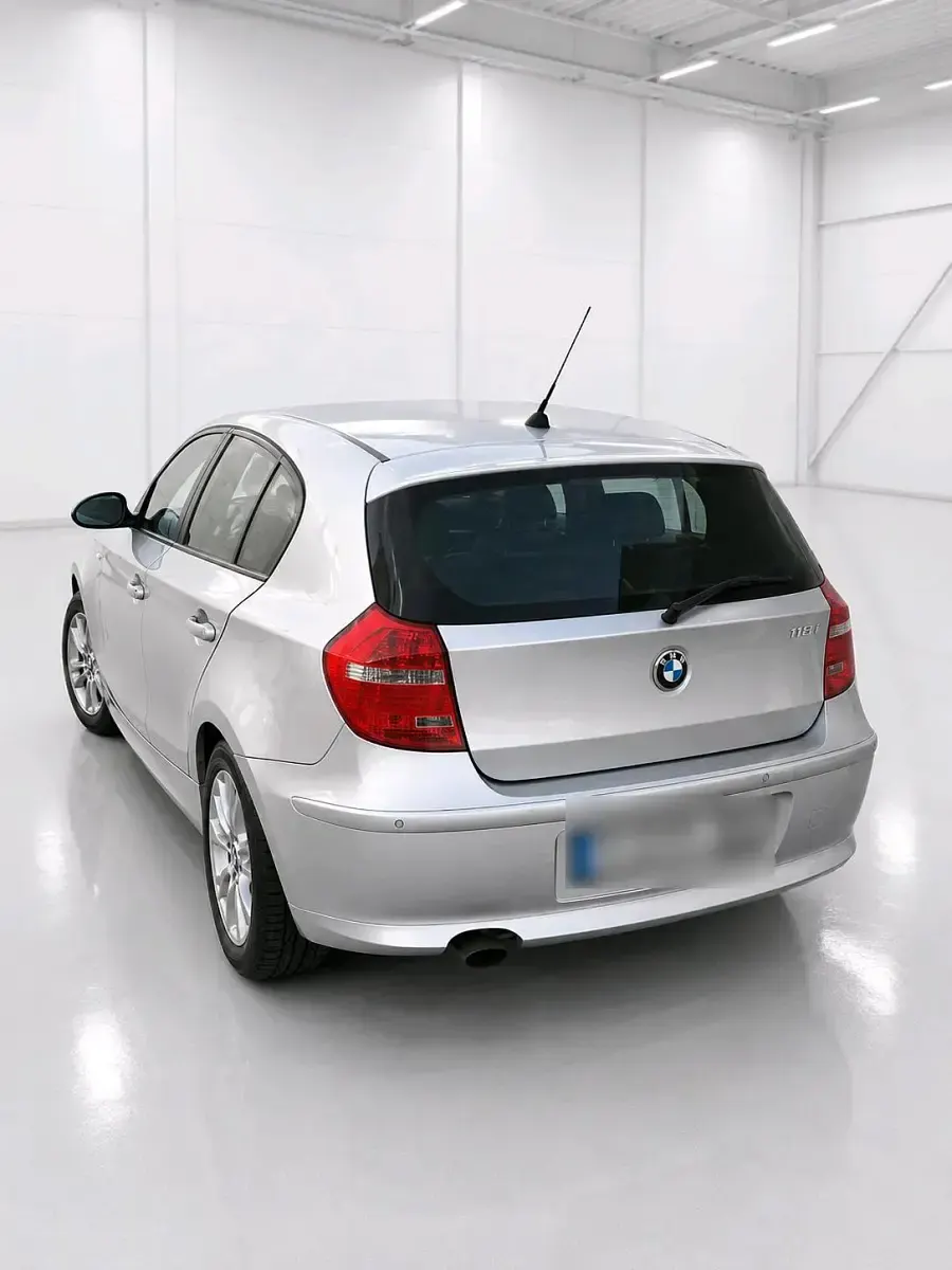 Gebraucht BMW 118 143 PS (105 kW) 2008 Silber Kleinwagen