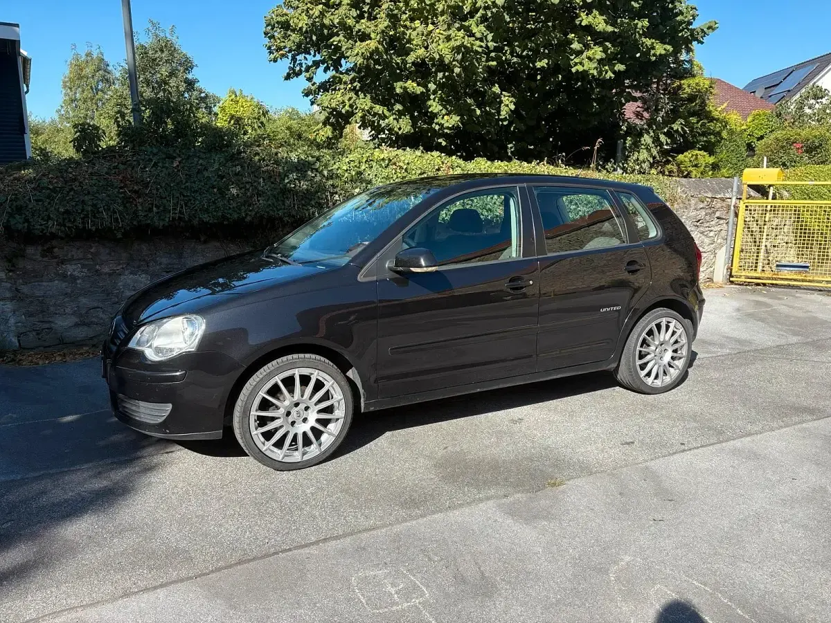 Gebraucht VW Polo 69 PS (50 kW) 2008 Schwarz Kleinwagen