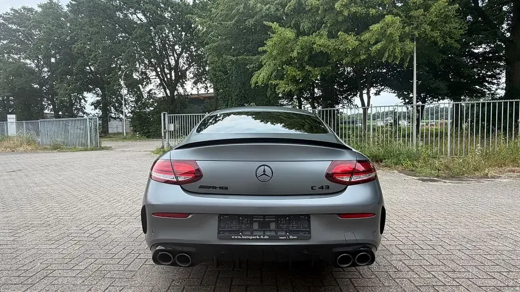 Gebraucht Mercedes C43 AMG AMG 390 PS (286 kW) 2019 Grau (designo magno grau ) Coupé