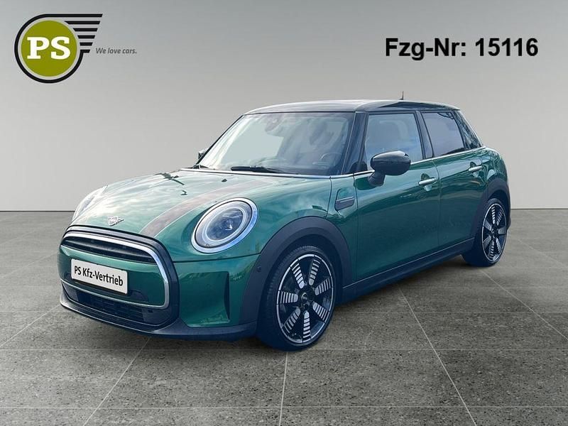 Grün Gebraucht 2024 Mini Cooper Kleinwagen | 23.980 € (Fairer Preis) - Bild 1/4