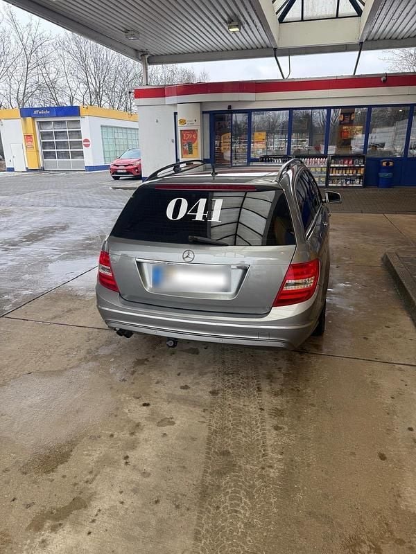 Second-hand Mercedes C180 156 CP (114 kW) 2014 Gri Break