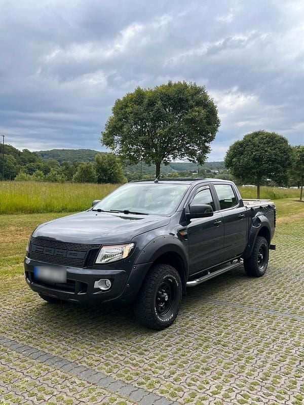 Gebraucht Ford Ranger XLT 150 PS (110 kW) 2013 Grau Pickup