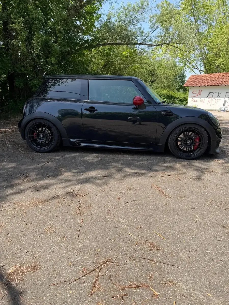 Gebraucht Mini John Cooper Works 211 PS (155 kW) 2008 Schwarz Kleinwagen