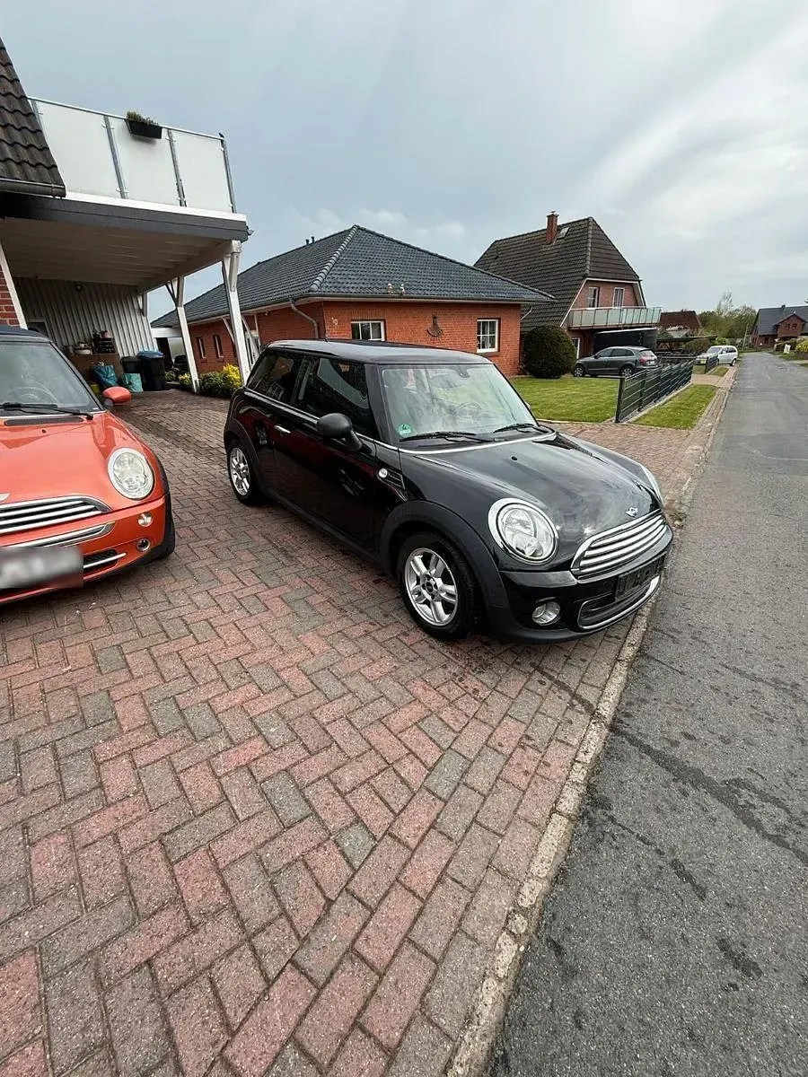 Brugt Mini ONE 75 HK (55 kW) 2012 Sort Hatchback