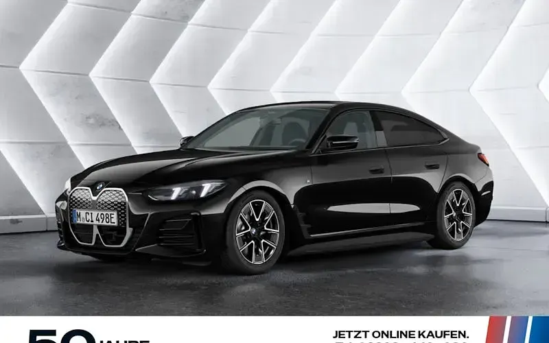 Neu BMW i4 M Sport 210 kW (286 PS) 2026 Black sapphire Limousine