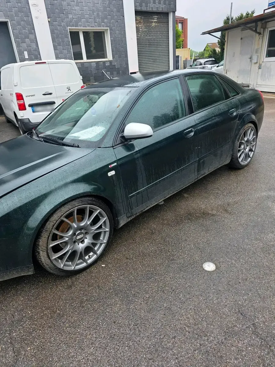 Używany Audi A4 96 KM (70 kW) 2003 Zielony Hatchback