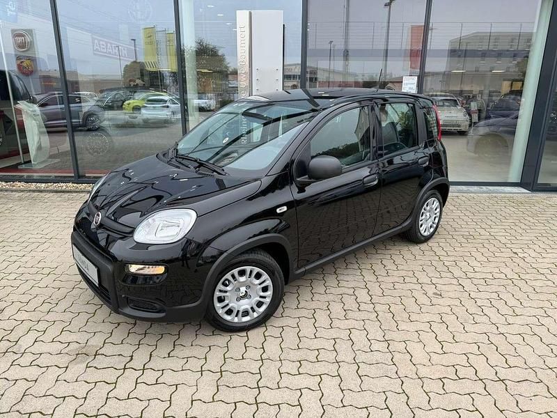 Cinema schwarz Gebraucht 2024 Fiat Grande Panda Kleinwagen | 16.490 € (Fairer Preis) - Bild 1/4