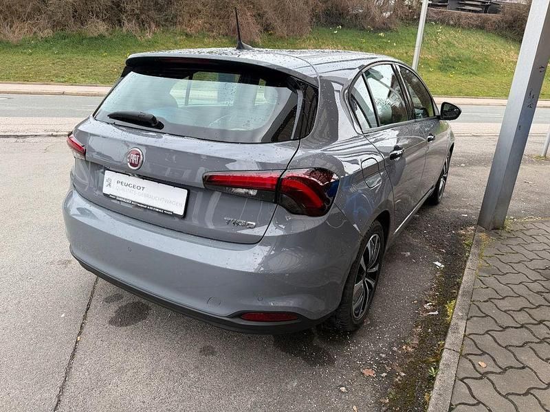 Gebraucht Fiat Tipo Sport 101 PS (74 kW) 2021 Grau Limousine