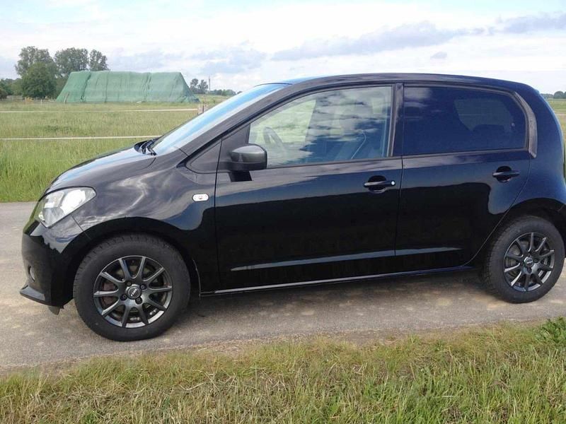 Schwarz Gebraucht 2019 Seat Mii Kleinwagen | 11.900 € (Teuer) - Bild 1/4