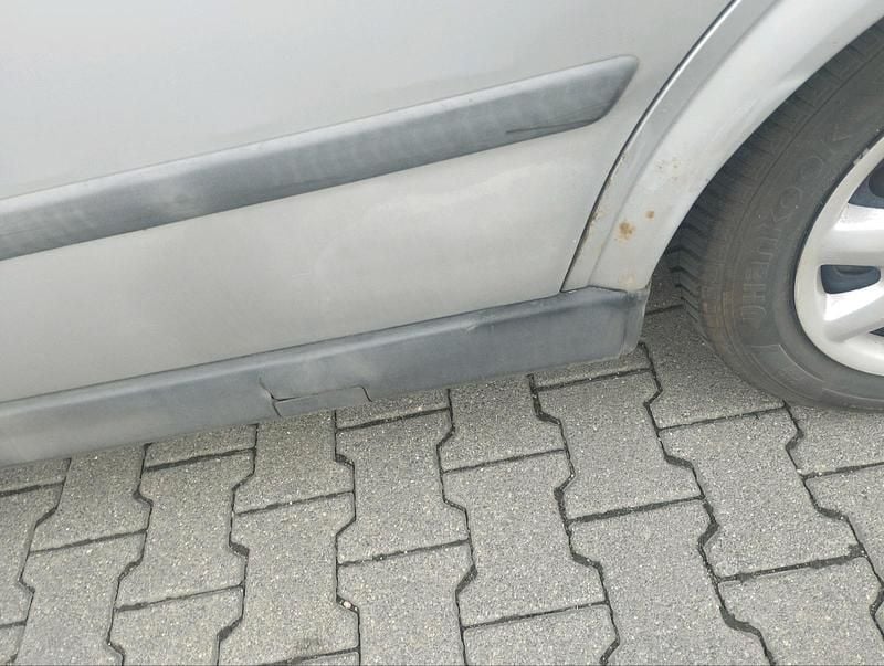 Gebraucht Opel Astra 101 PS (74 kW) 2001 Silber Kleinwagen