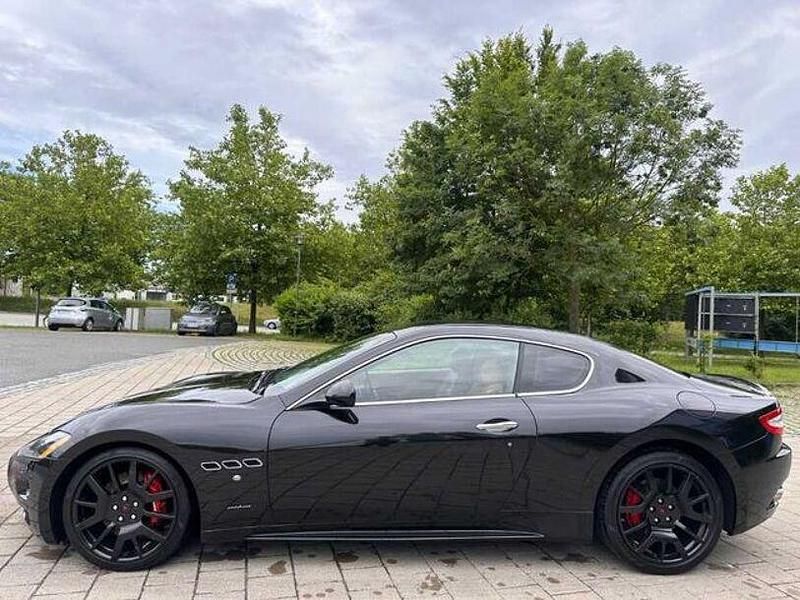 Gebraucht Maserati Granturismo 439 PS (322 kW) 2009 Schwarz Coupé