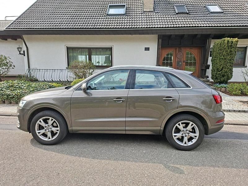 Gebraucht Audi Q3 Sport 184 PS (135 kW) 2015 Braun SUV