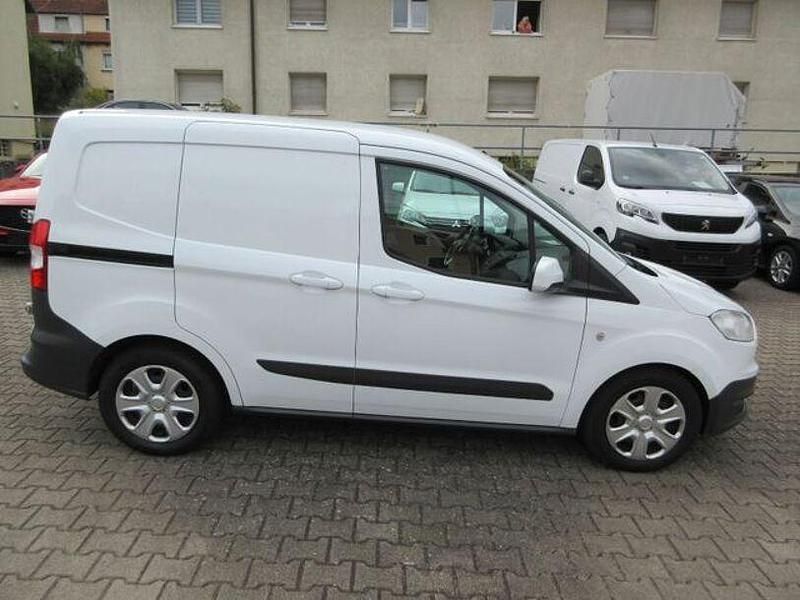 Gebraucht Ford Transit 101 PS (74 kW) 2018 Andere Limousine
