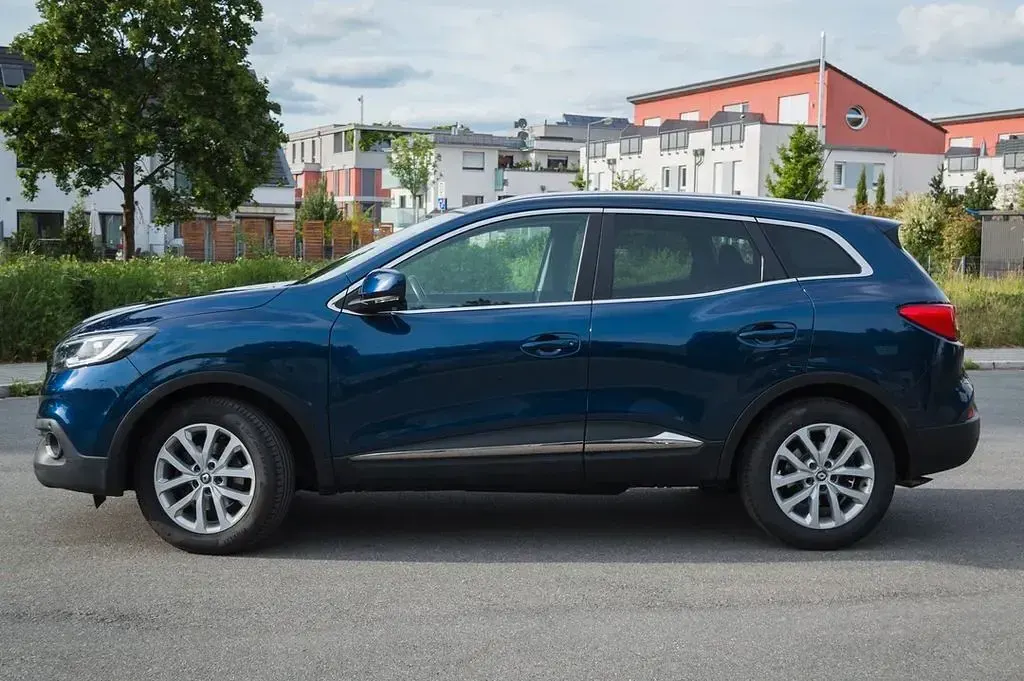 Gebraucht Renault Kadjar Experience 110 PS (80 kW) 2016 Blau SUV