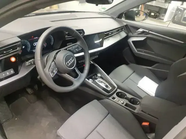 Occasion Audi A3 Ambiente 150 ch (110 kW) 2026 Noir