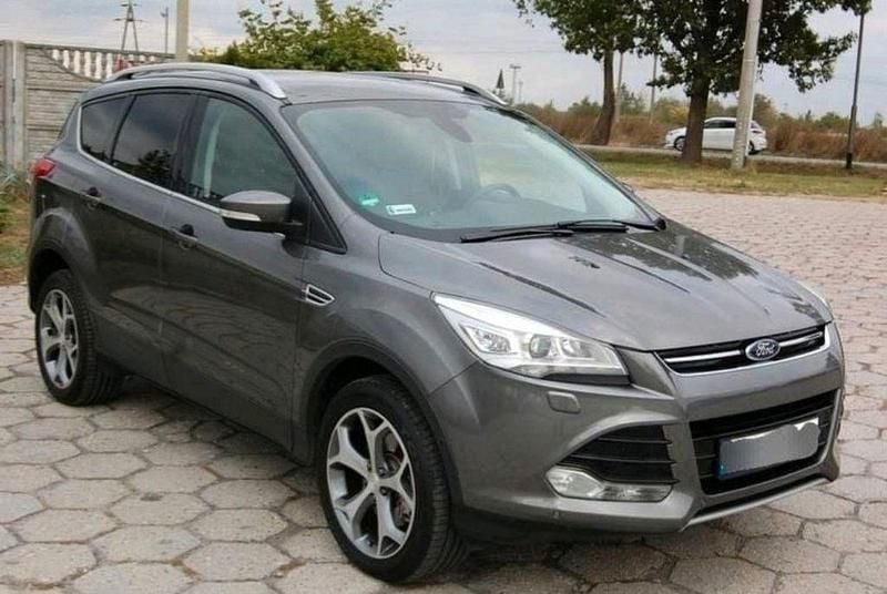 Gebraucht Ford Kuga Titanium 182 PS (133 kW) 2013 Grau SUV