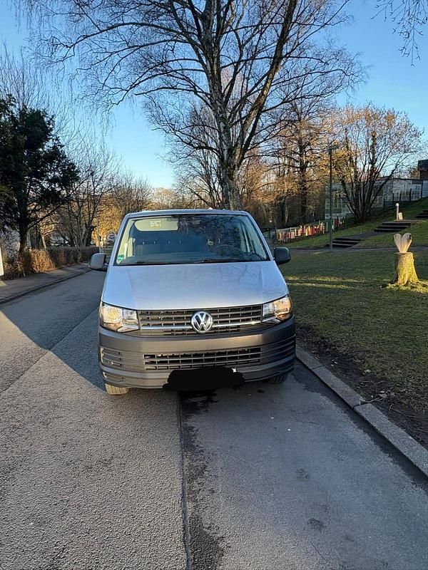 Gebraucht VW Transporter 150 PS (110 kW) 2015 Silber Van