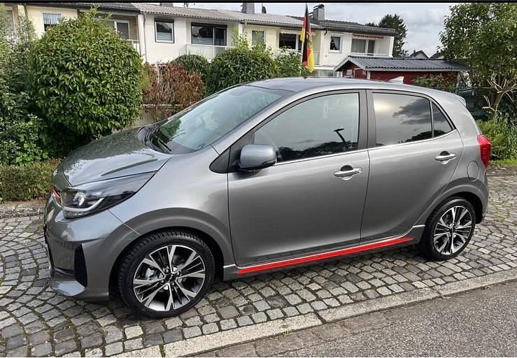 Grau Gebraucht 2023 Kia Picanto GT-Line Kleinwagen | 15.999 € (Fairer Preis) - Bild 1/4