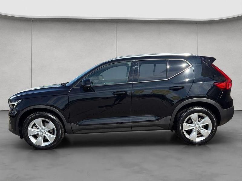 Gebraucht Volvo XC40 163 PS (119 kW) 2024 Schwarz SUV