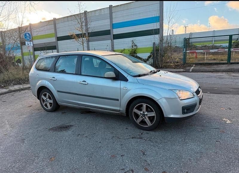 Gebraucht Ford Focus 100 PS (73 kW) 2007 Kombi