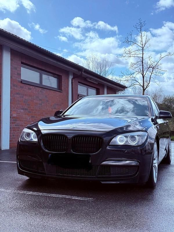 Second-hand BMW 02 306 CP (225 kW) 2011 Negru Berlinǎ